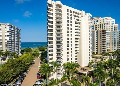 4451 Gulf Shore Boulevard N - Photo 1