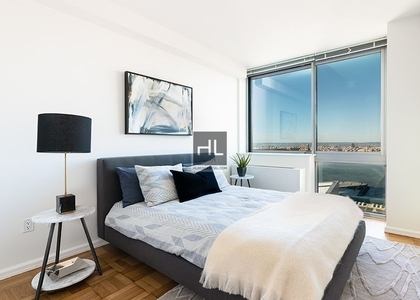 West 37th Street - Photo 1