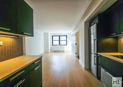 East 39th Street - Photo 1