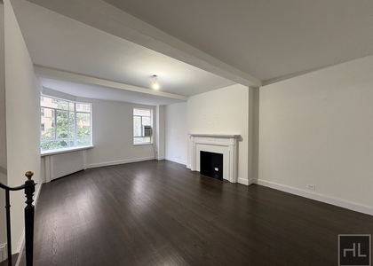Fifth Avenue - Photo 1