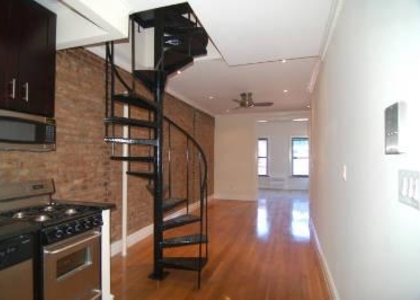 334 East 6th Street - Photo 1