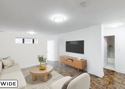 96 Fifth Avenue - Photo 1