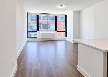 Battery Place, Unit 810 - Photo 1