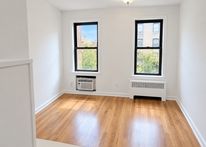 West 51st Street - Photo 1