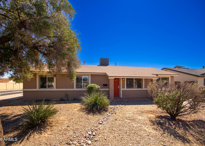 3525 E Hearn Road - Photo 1