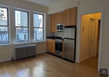 West 13 Street - Photo 1