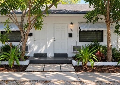 590 Ne 15th Avenue - Photo 1