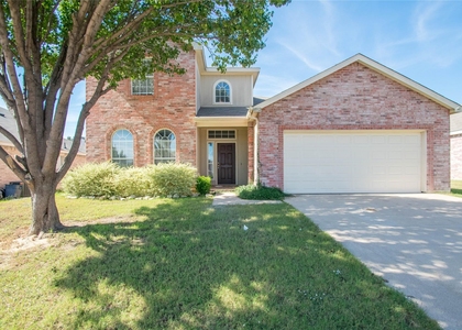 8512 Clearbrook Drive - Photo 1