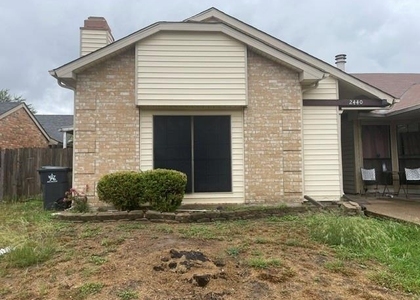 2440 Sunflower Drive - Photo 1
