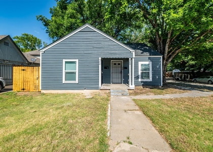 300 Emma Street - Photo 1