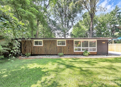 5426 Milford Road - Photo 1
