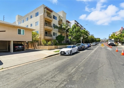 1241 S Westgate Avenue - Photo 1