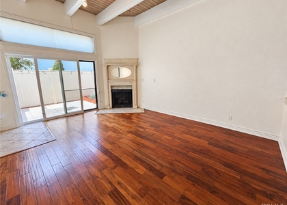 2607 Nelson - Photo 1