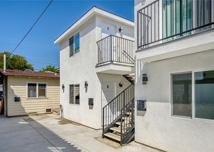 1025 Linden Avenue - Photo 1