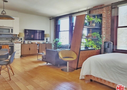 460 S Spring Street - Photo 1