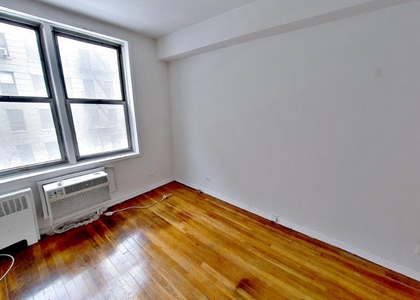 East 58th Street - Photo 1