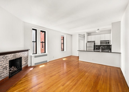 Madison Avenue - Photo 1