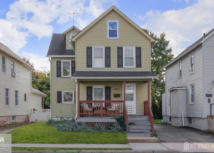 18 Cottage Avenue - Photo 1