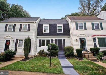 6606 Birchleigh Way - Photo 1
