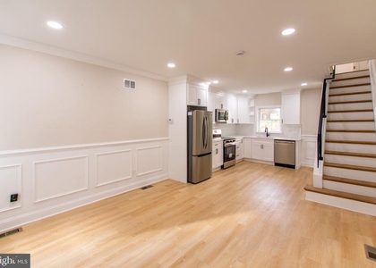 1542 S Bambrey Street - Photo 1