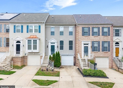 11304 Southlakes Drive - Photo 1