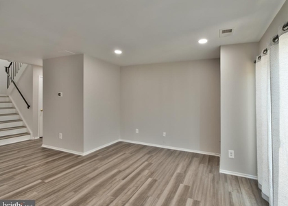 10216 Ridgeline Drive - Photo 1