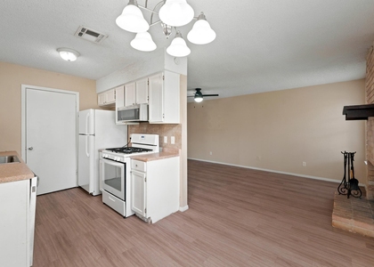 418 Linden St - Photo 1
