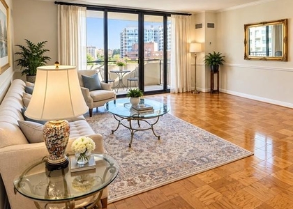 4620 N Park Avenue - Photo 1