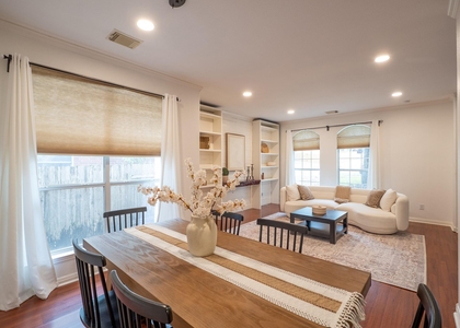 1733 Chasewood Dr - Photo 1