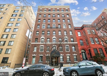 1125 12th Street Nw - Photo 1