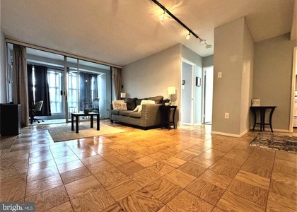 1311 Delaware Avenue Sw - Photo 1