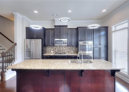 1306 Harris Way - Photo 1