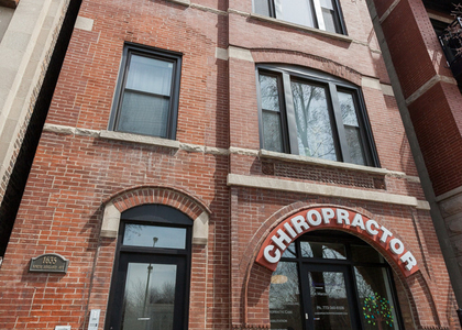 1635 N Ashland Avenue - Photo 1