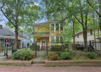649 Peeples Street Sw - Photo 1