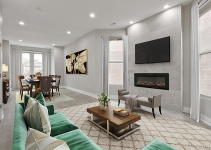 2714 W Polk Street - Photo 1