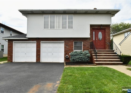 28 Elmhurst - Photo 1
