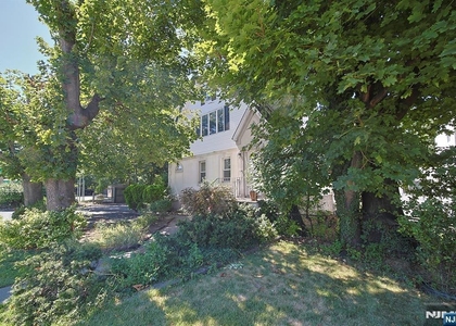 1585 Bergen - Photo 1