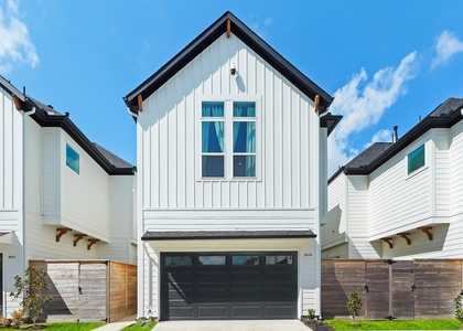 8934 Knoll Villas Street - Photo 1