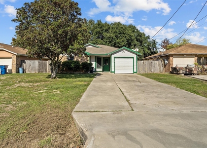 2716 2nd Avenue N - Photo 1