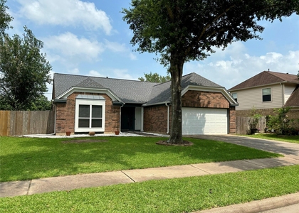 3909 Ashwood Drive - Photo 1