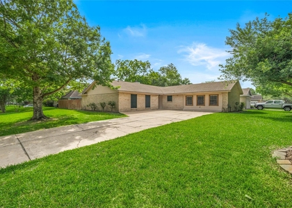 4915 Kentington Drive - Photo 1