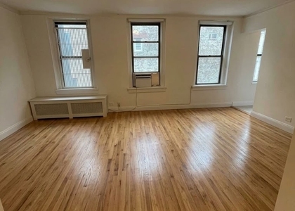 E 58th St - Photo 1