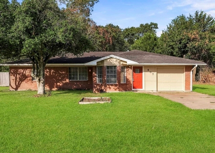 807 Texas Avenue - Photo 1