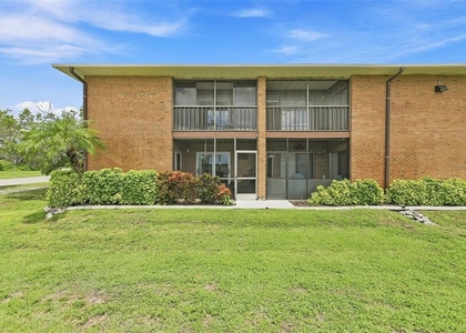 217 Airport Avenue W - Photo 1