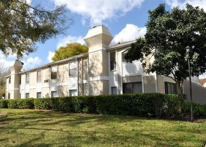 2966 S Semoran Boulevard - Photo 1