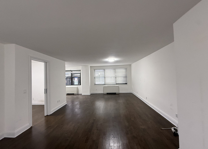 96 5th Avenue - Photo 1