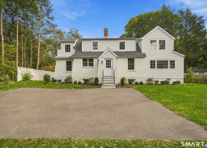 102 Newtown Turnpike - Photo 1