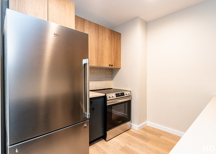 1584 Fulton St - Photo 1