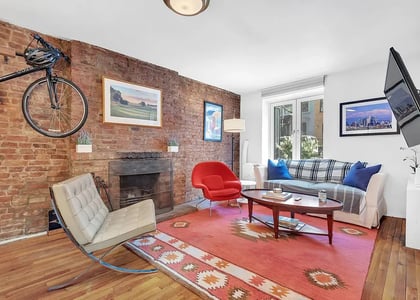 West 17th Street - Photo 1