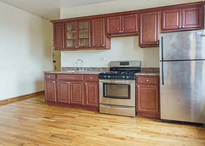 650 Crown Street - Photo 1